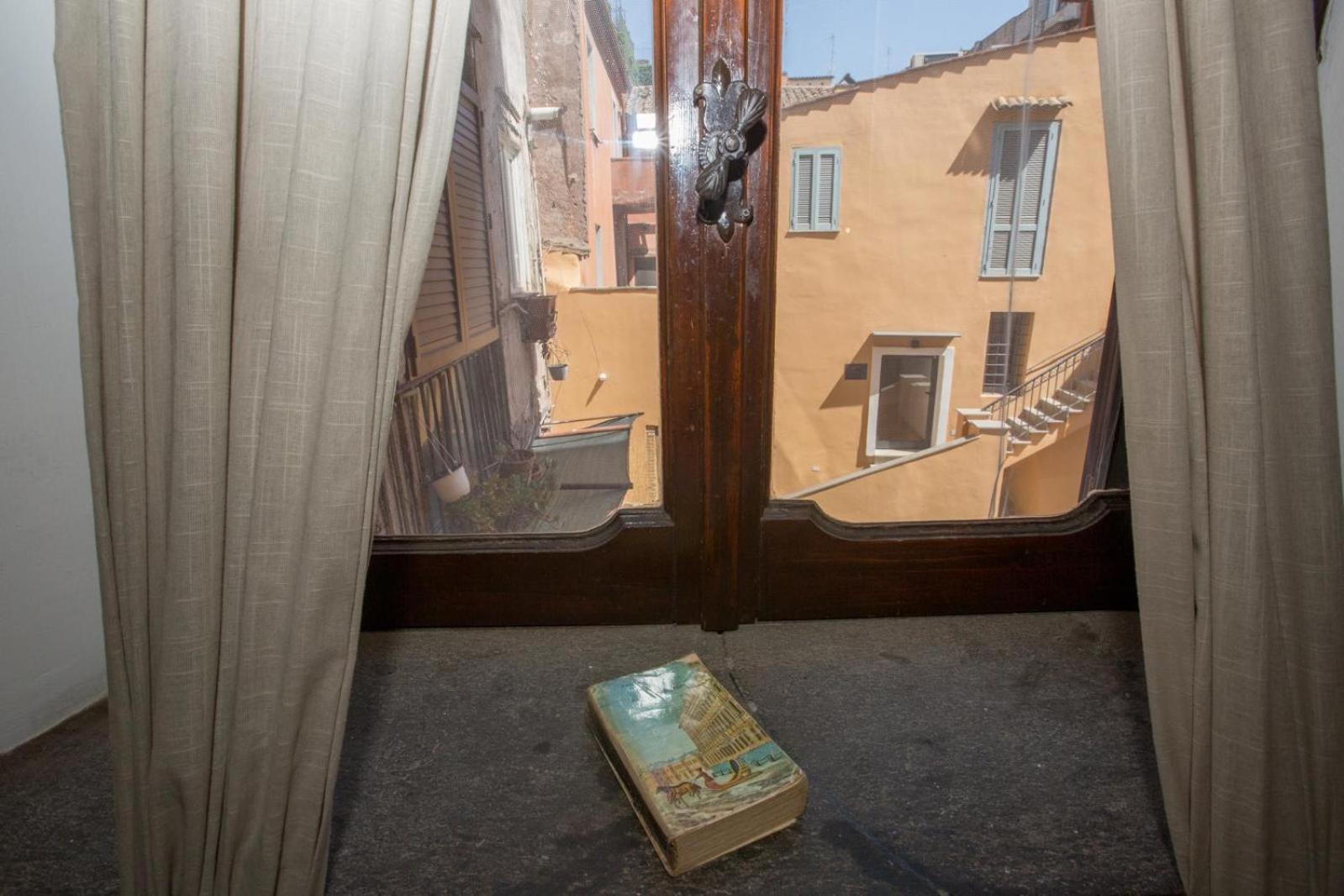 Campo De Fiori Apartment Roma ภายนอก รูปภาพ
