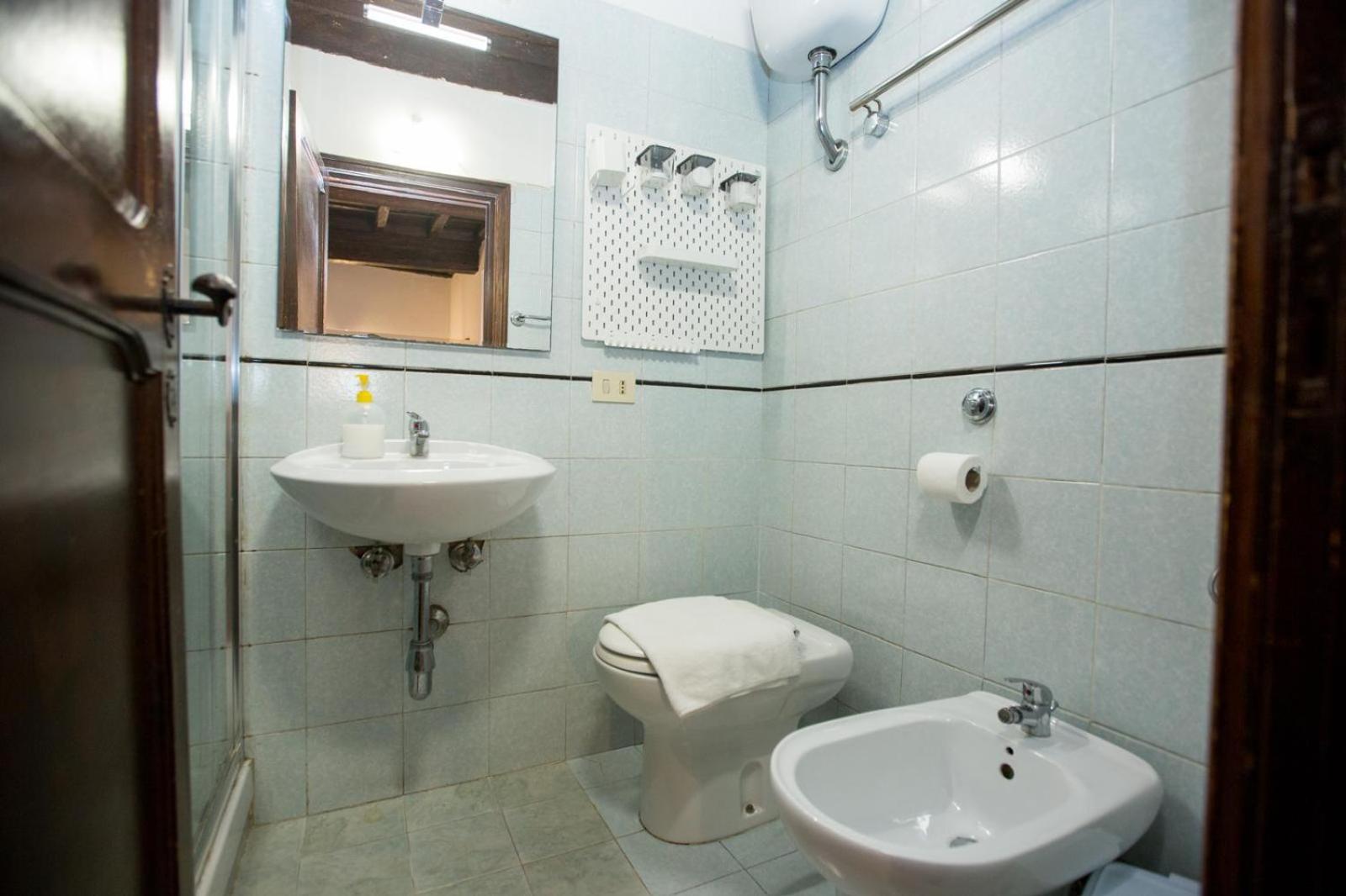 Campo De Fiori Apartment Roma ภายนอก รูปภาพ